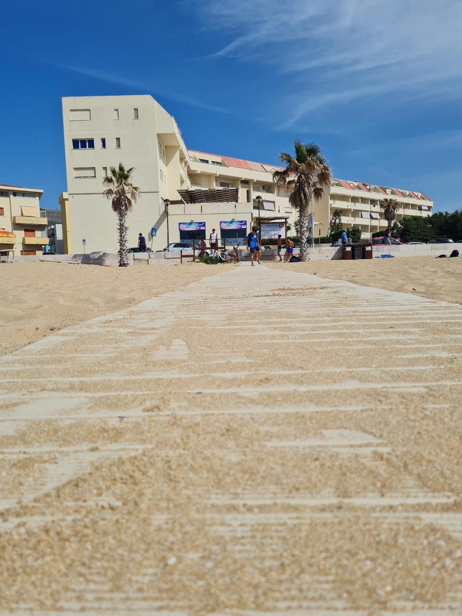 A Casa Di Rosa,Fronte Spiaggia, Piscina,Parcheggio Трапані Екстер'єр фото
